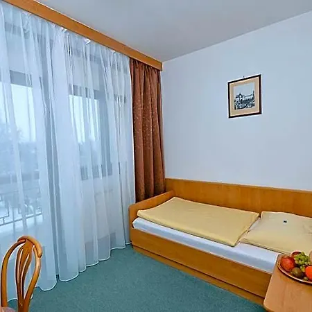 Kotyza 4*